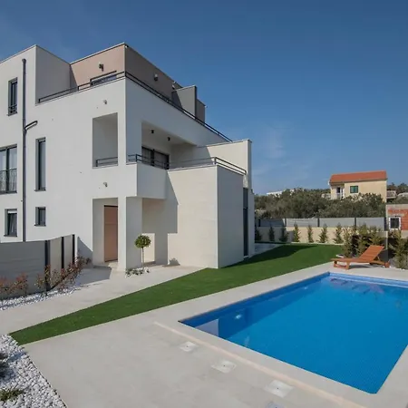 Villa Magna Luxury Apartments Murter Exterior foto