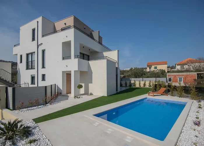 Villa Magna Luxury Apartments